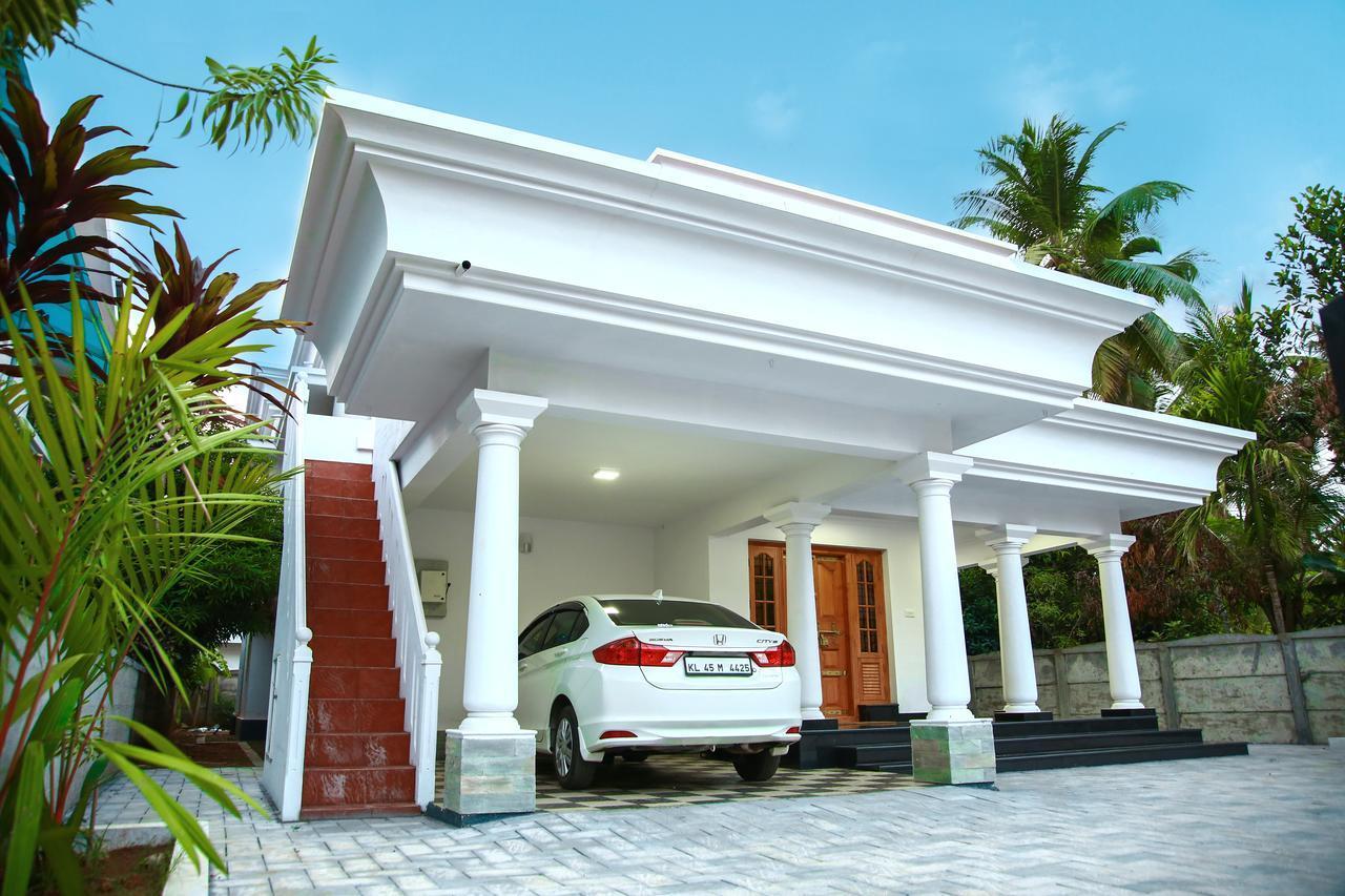 Luxury Villas Of Guruvāyūr Exteriér fotografie